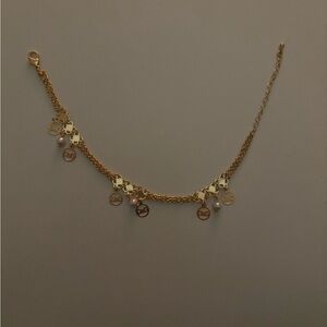 22kgp Elegant Gold Charm Bracelet